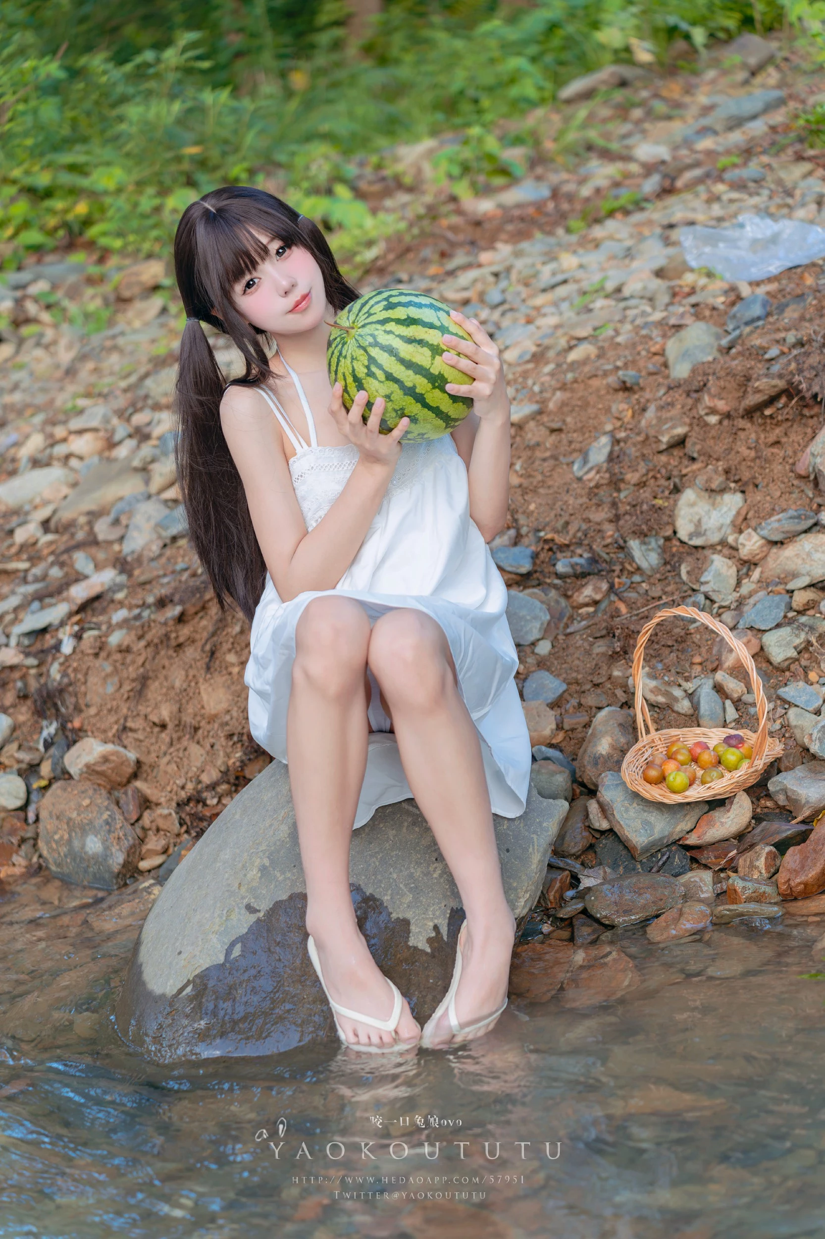 图片[8]-Coser@黏黏团子兔 – 溯溪之夏’& 恋爱循环 [60P]-黑狗绅士局