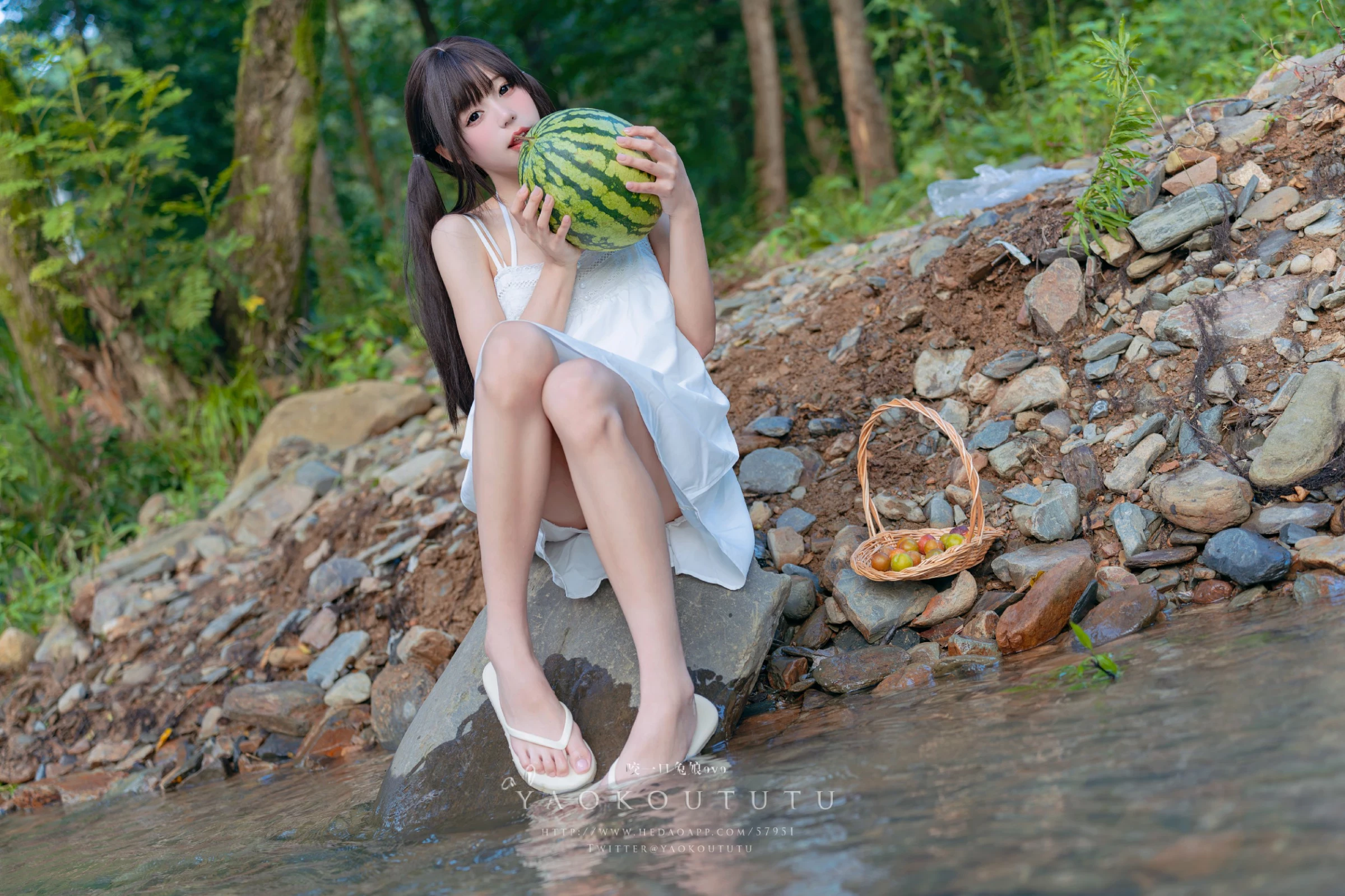 图片[9]-Coser@黏黏团子兔 – 溯溪之夏’& 恋爱循环 [60P]-黑狗绅士局