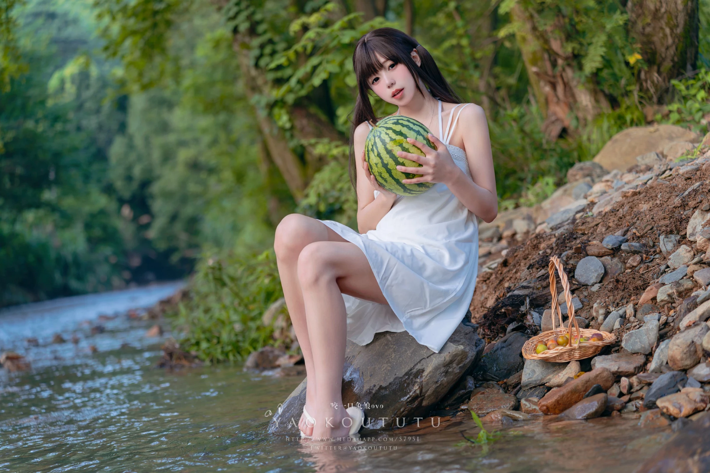 图片[10]-Coser@黏黏团子兔 – 溯溪之夏’& 恋爱循环 [60P]-黑狗绅士局