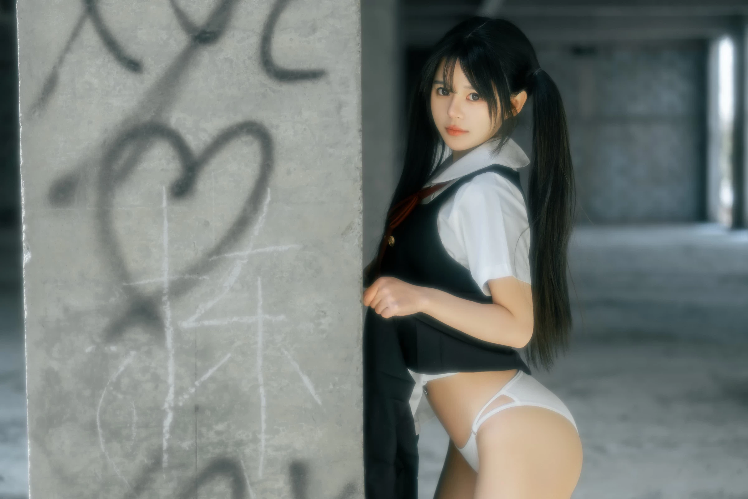 rua阮阮 失乐园 [55P]-黑狗绅士局