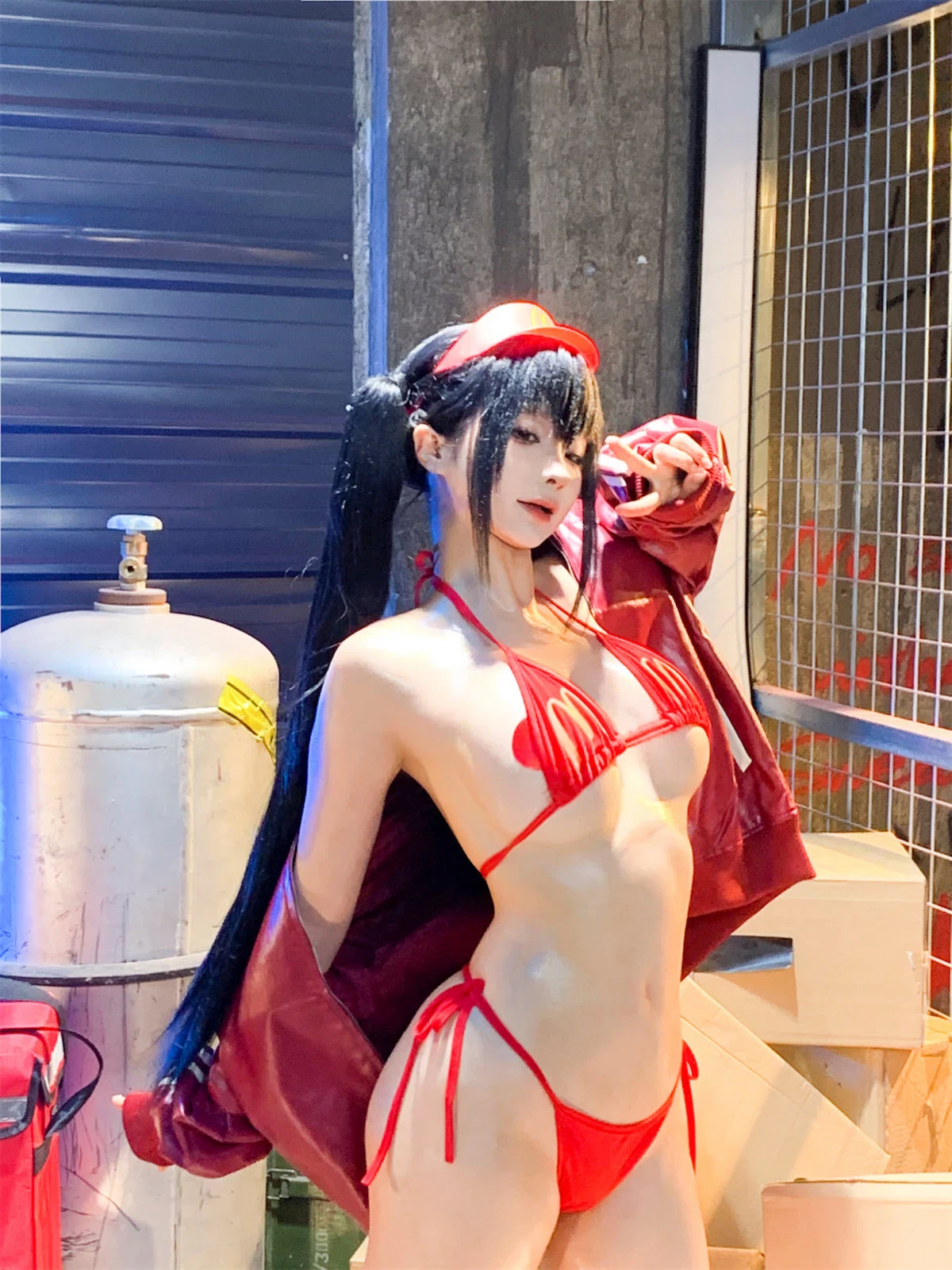 蠢沫沫麥門主題私房性感紅色情趣內衣配白色長襪-黑狗绅士局