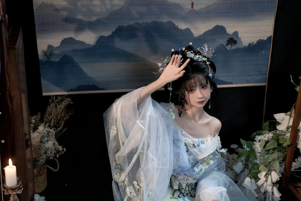 气质美少女上帝视角[11P]-黑狗绅士局